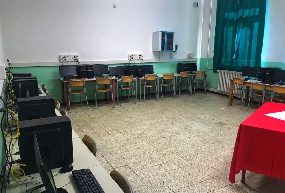 Orentano, inaugurato nuovo laboratorio di informatica nella scuola secondaria