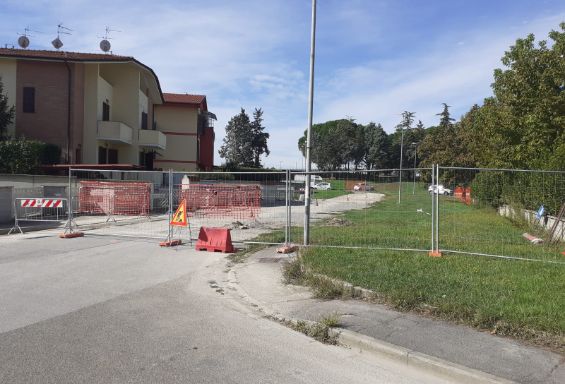 Iniziati i lavori in via dello Stadio e via Kennedy a breve il nuovo parcheggio in via Pratolini